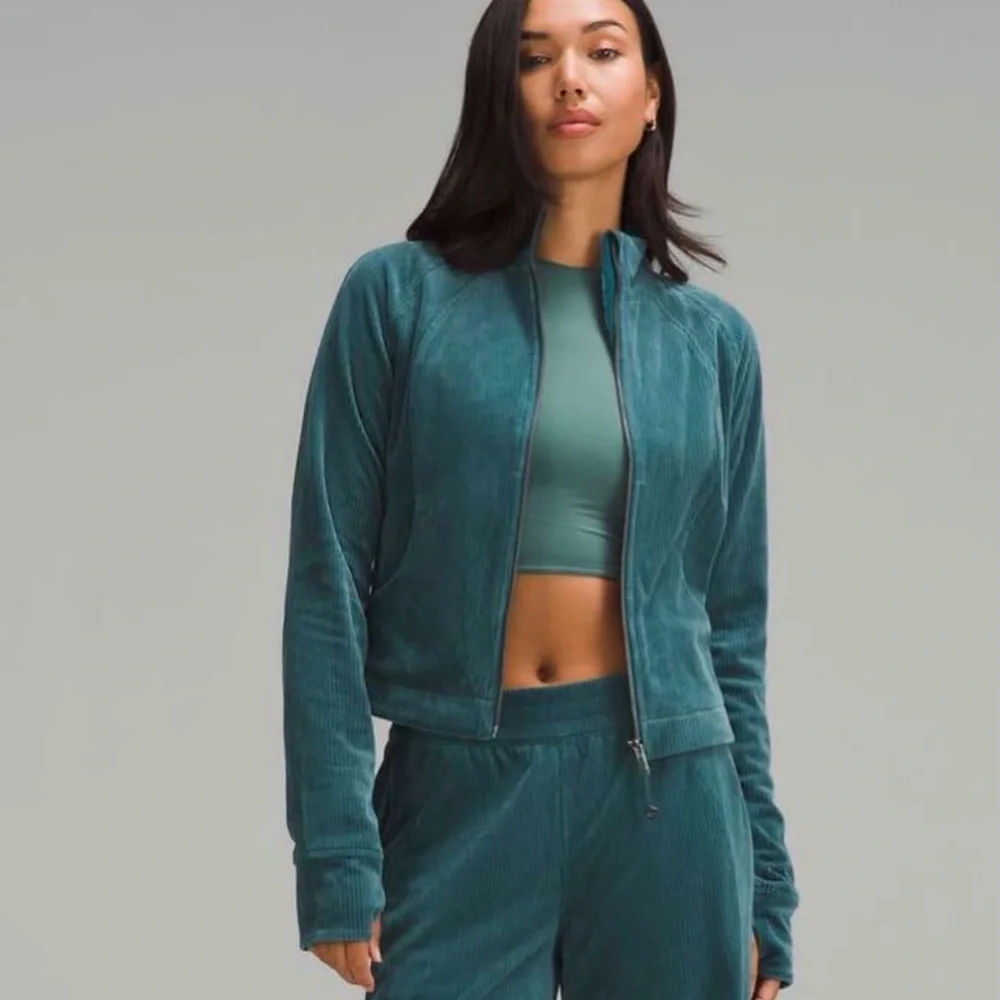 LULULEMON SCUBA TRACK JACKET VELVET CORD SIZE 4